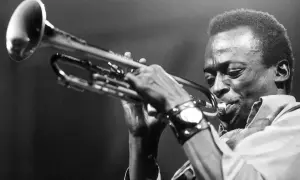 Miles Davis: trębacz jazzowy, którego geniusz zmienił historię jazzu