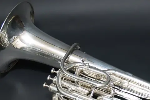 Jakie instrumenty nazywamy dętymi? Poznaj ich rodzaje i cechy