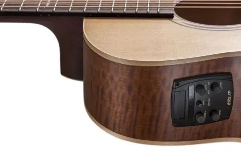 Drewniana gitara akustyczna Baton Rouge z widocznym panelem sterowania i progami.