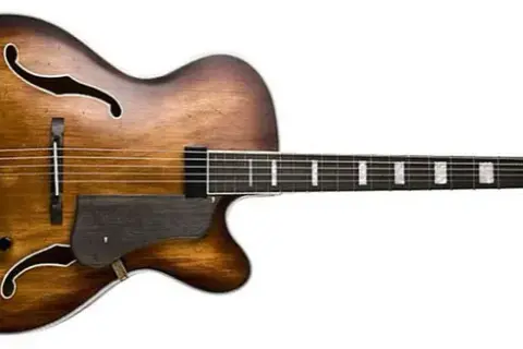 Jaką gitarę jazzową akustyczną wybrać: porady muzyka z 20-letnim stażem