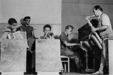 Muzyka jazzowa w Polsce: Fascynująca historia i najważniejsi artyści