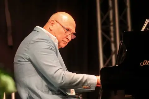 Włodek Pawlik - Muzyk jazzowy, który zrewolucjonizował polski jazz