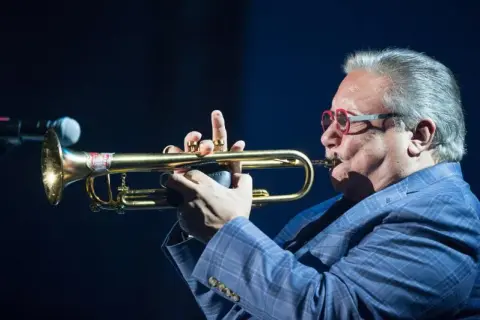 Najwybitniejsi trębacze jazzowi wszech czasów i ich wpływ na muzykę