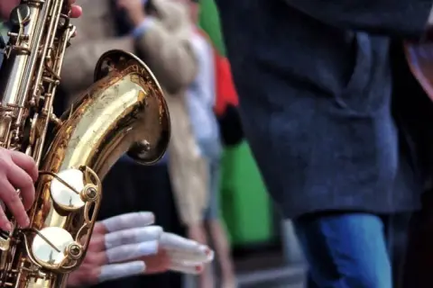 Styl w muzyce jazzowej: Kluczowe cechy, historia i wpływy muzyczne