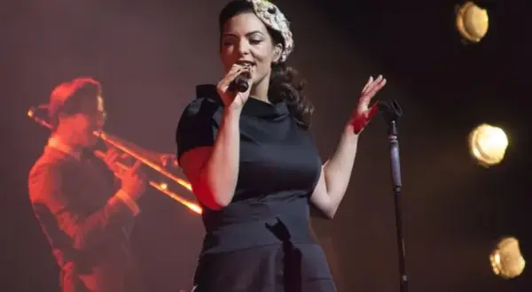 Emerald wokalistka jazzowa krzyżówka – odpowiedź i ciekawostki o artystce