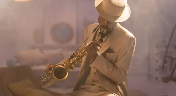 Styl jazzowy lat 40: rewolucja w muzyce, która zmieniła świat jazzu
