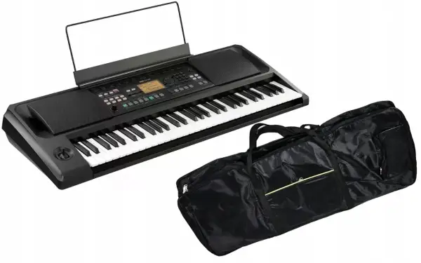 Czarny pokrowiec na keyboard, idealny do transportu i ochrony instrumentu.
