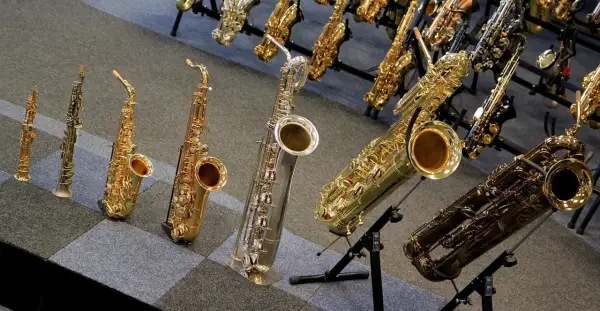 Muzyka instrumentalna saksofon: gatunki i zastosowania - kompletny poradnik