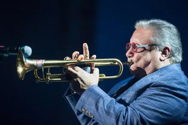 Najwybitniejsi trębacze jazzowi wszech czasów i ich wpływ na muzykę