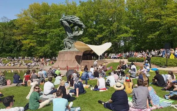 Gdzie usłyszeć Chopina na jazzowo - najlepsze koncerty i wykonawcy 2025