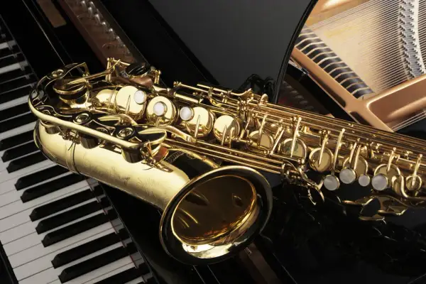 Saksofony muzyka: nieznane oblicza instrumentu w różnych gatunkach